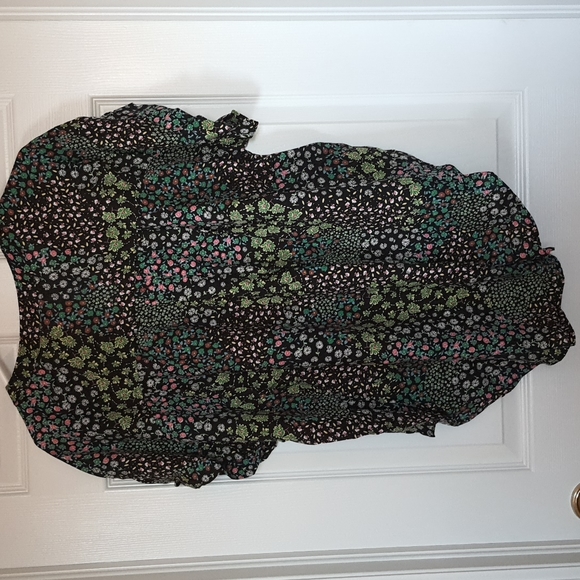 Tie-Front Button-Down Shirt - Picture 7 of 9